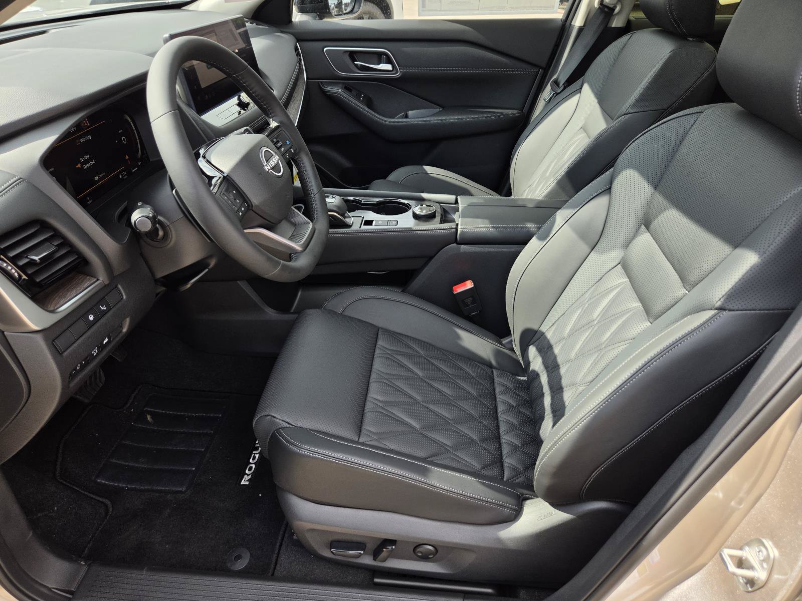 New 2026 Nissan Rogue Platinum AWD/4WD image 20