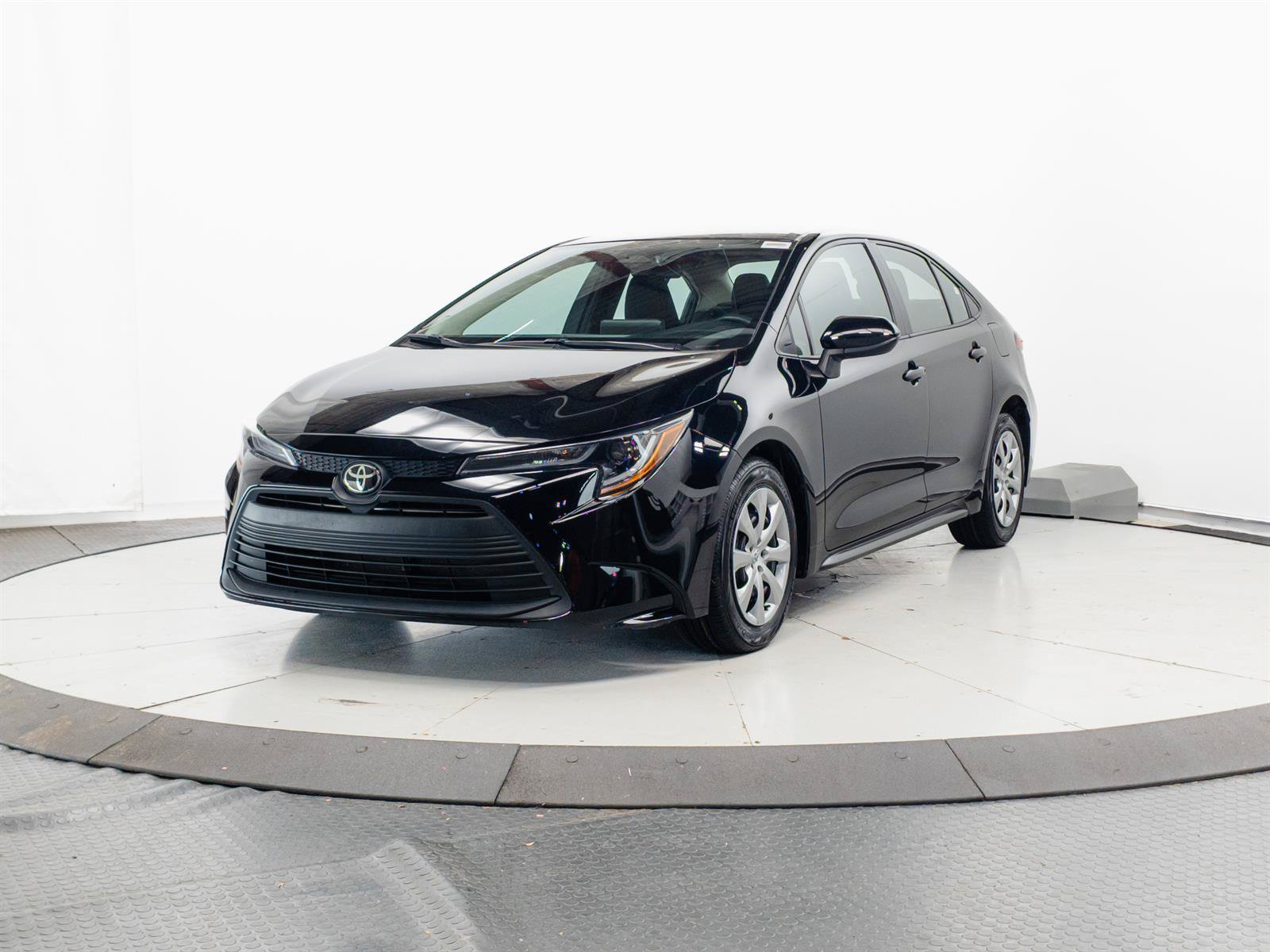 Certified 2023 Toyota Corolla LE FWD video 3