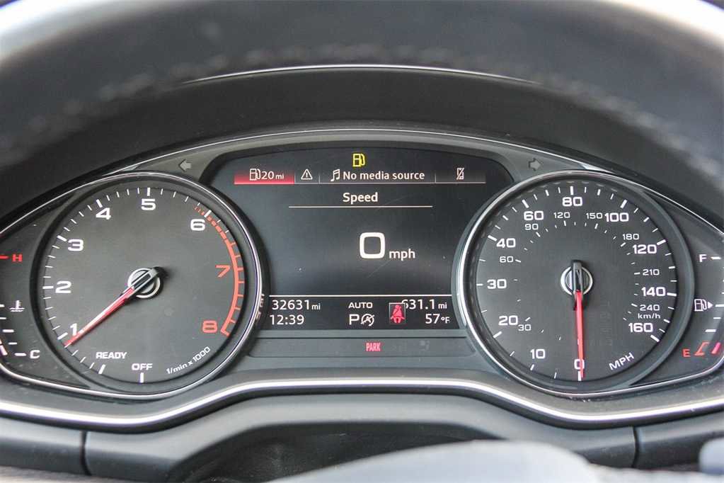 Used 2023 Audi Q5 2.0T Premium w/ Convenience Package image 24