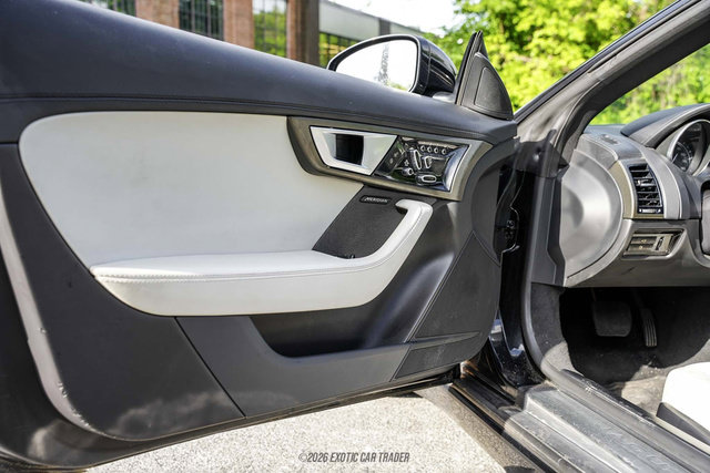 Used 2015 Jaguar F-TYPE S RWD image 29