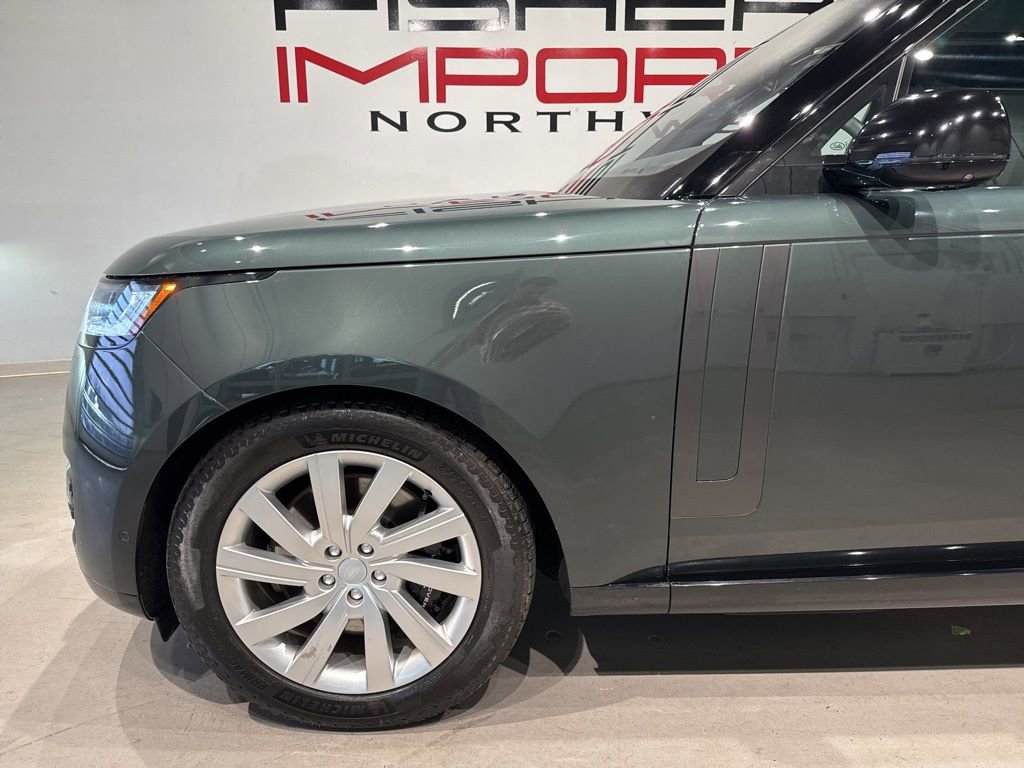 Used 2023 Land Rover Range Rover SE image 7