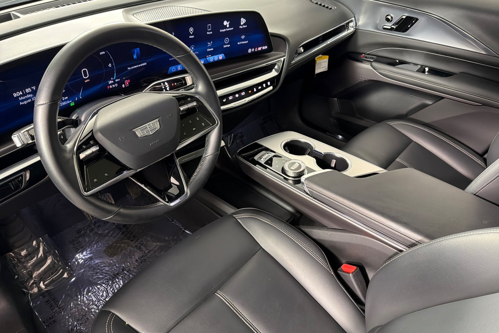 Used 2024 Cadillac Lyriq Tech AWD/4WD image 9