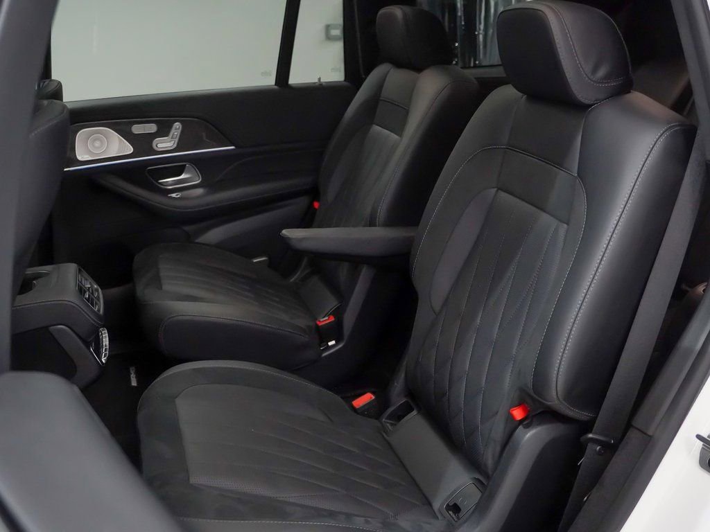 Used 2023 Mercedes-Benz GLS 63 AMG 4MATIC image 19