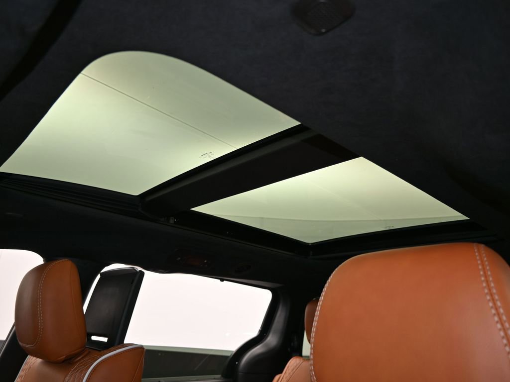 New 2026 Chrysler Pacifica Pinnacle image 12