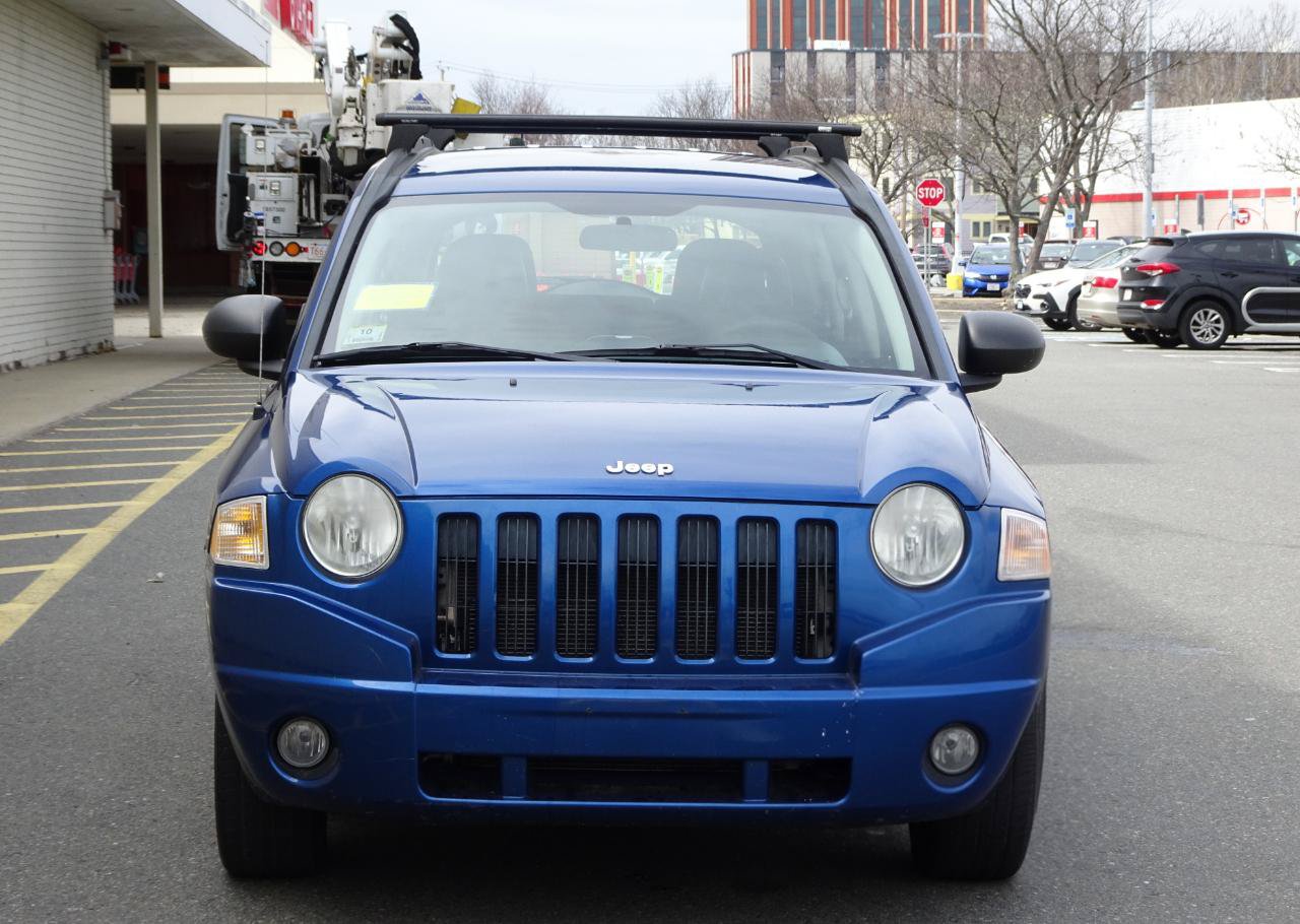 Used 2009 Jeep Compass Sport FWD image 2