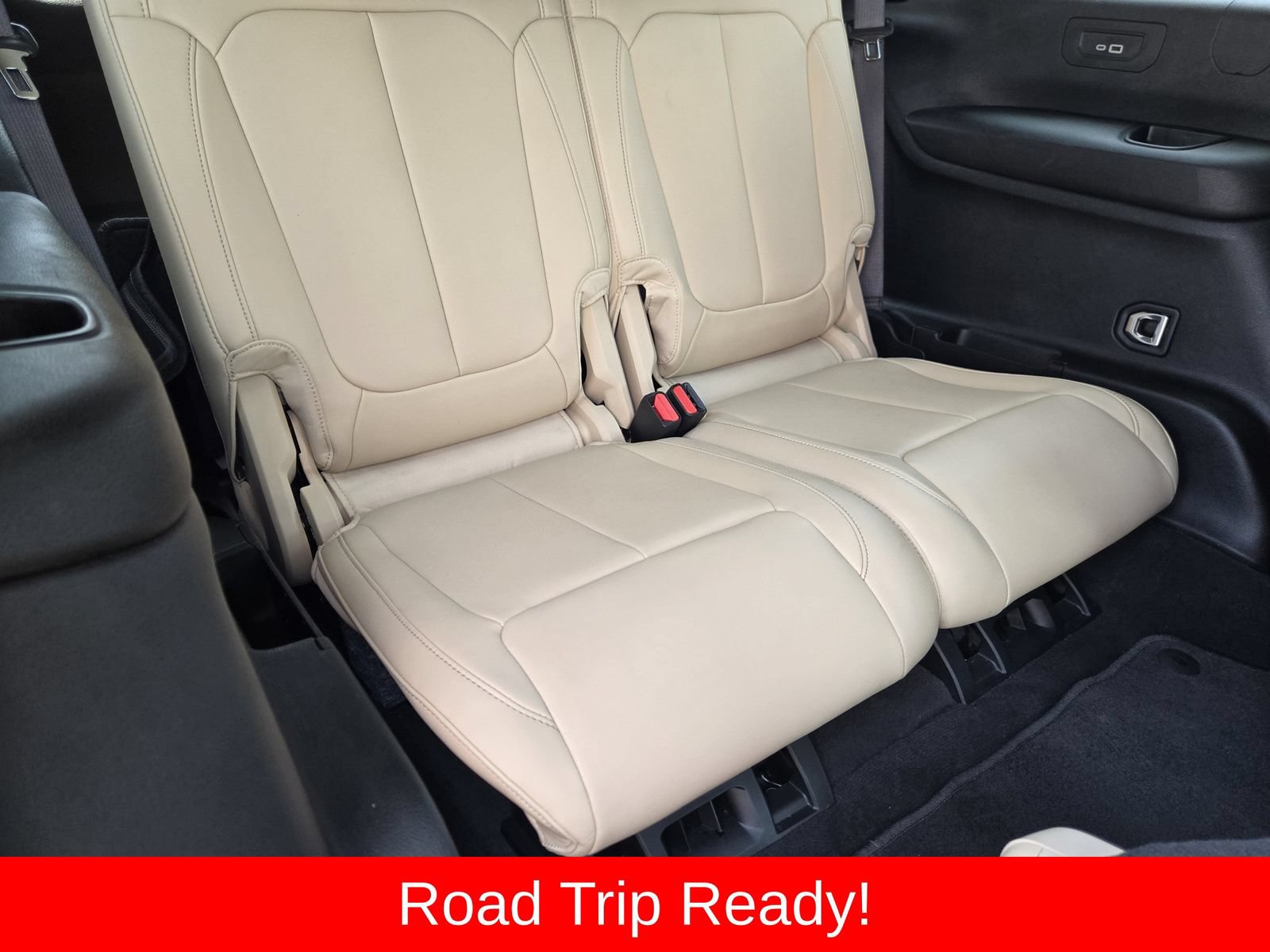 Used 2024 Jeep Grand Cherokee L Limited w/ MOPAR Finishing Package AWD/4WD image 36