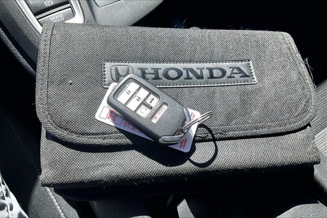 Used 2021 Honda Insight EX image 30