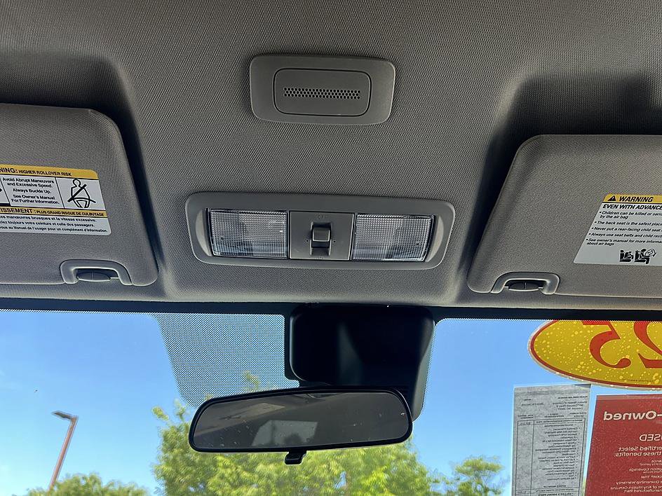 Certified 2025 Nissan Frontier SV image 27