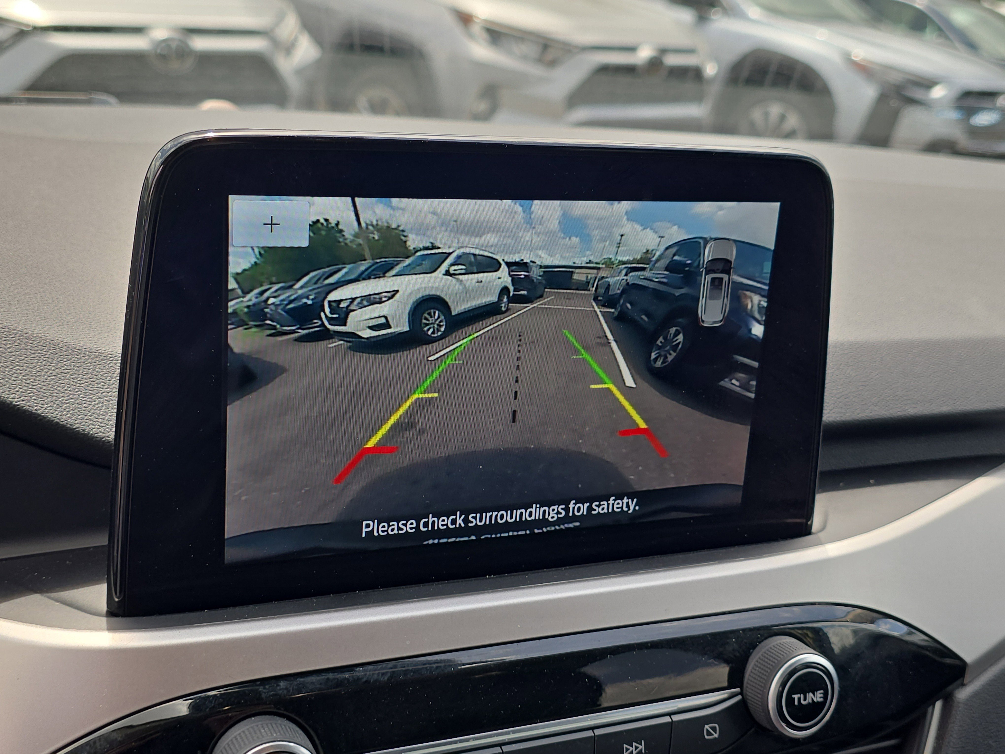 Used 2020 Ford Escape SEL AWD/4WD image 25