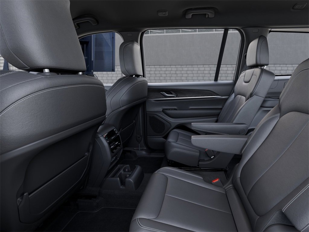 New 2025 Jeep Grand Cherokee L Limited image 23