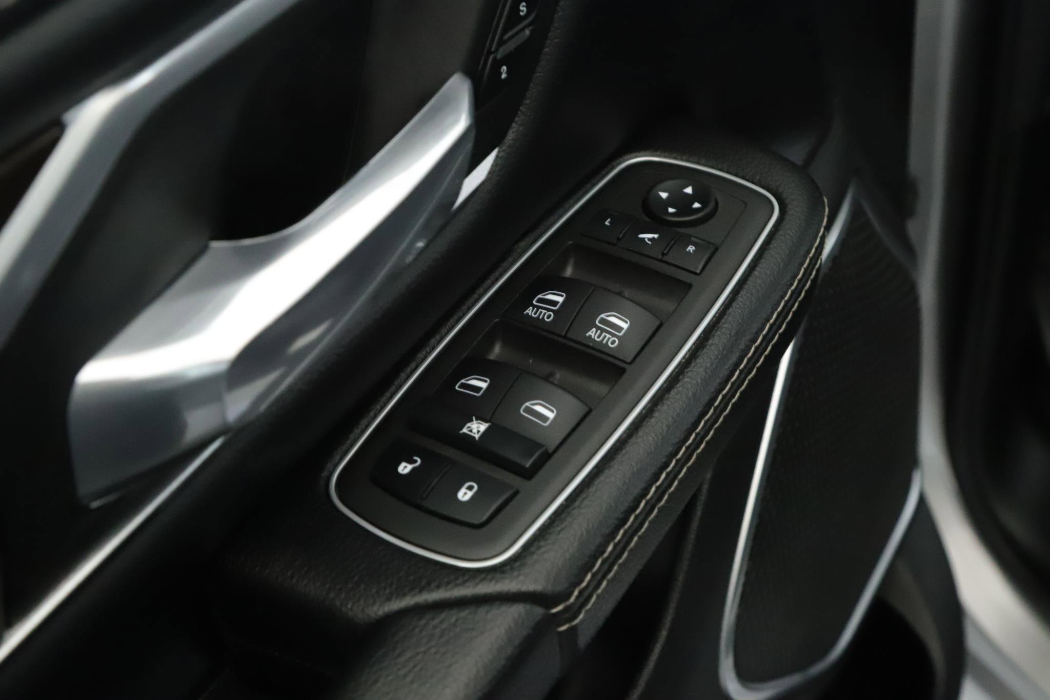 Used 2022 RAM 1500 Laramie image 9