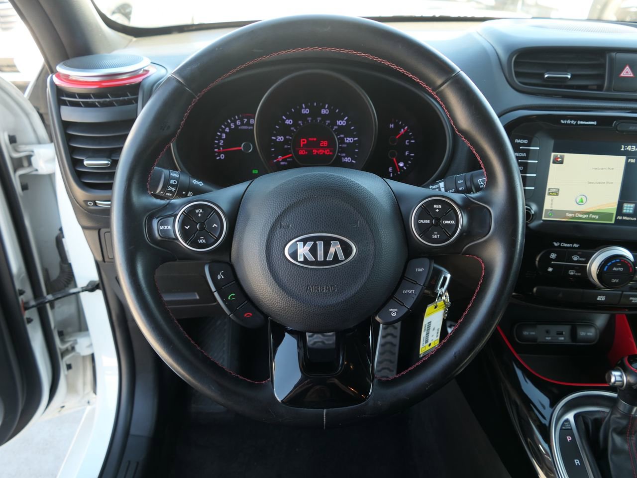 Used 2014 Kia Soul + image 27