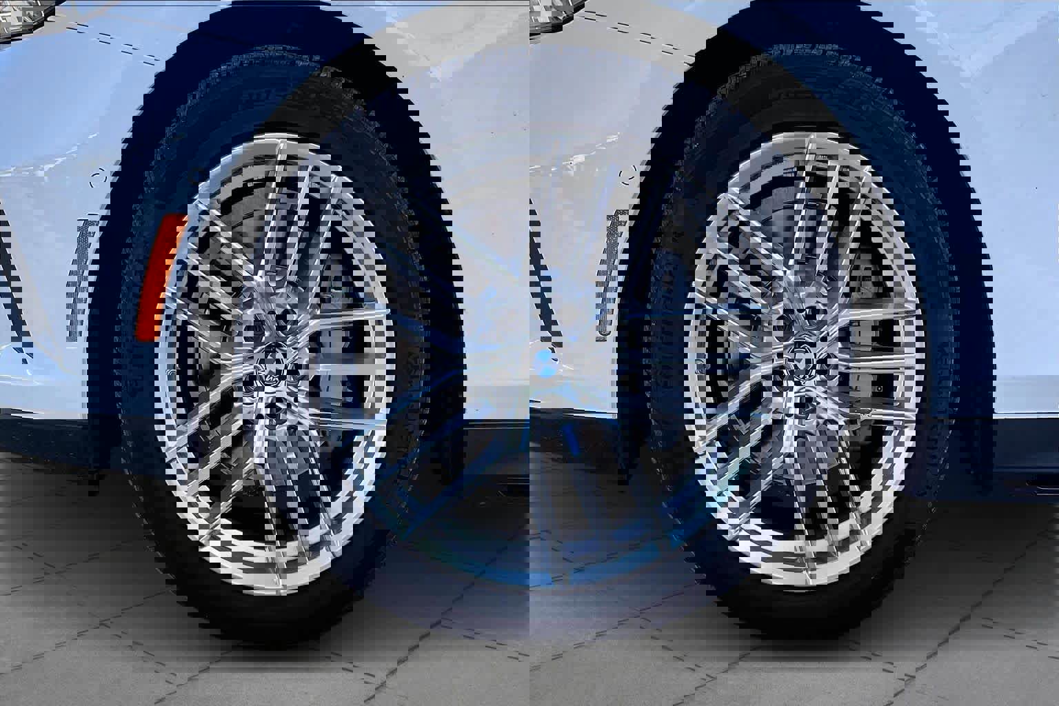 Used 2025 BMW 530i xDrive image 11