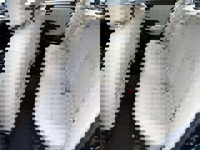 Used 2018 Honda Clarity Touring image 6