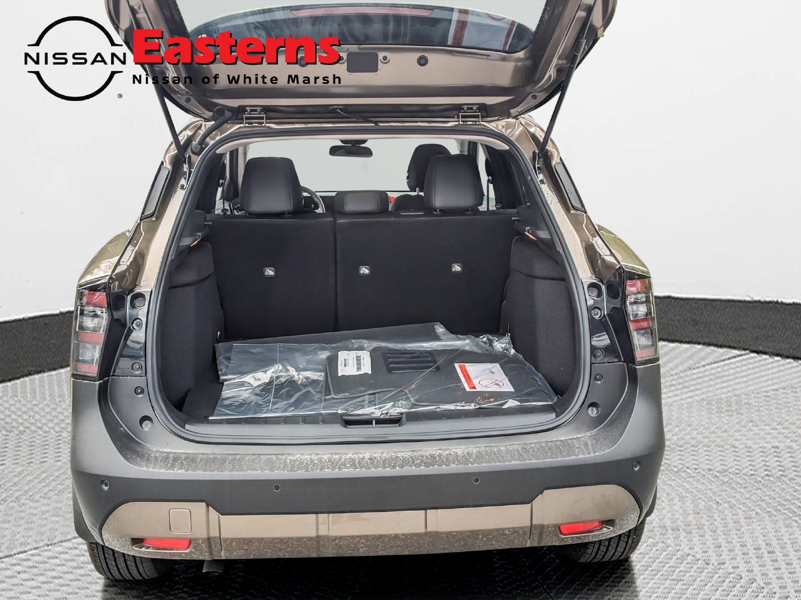 New 2027 Nissan Kicks SR AWD/4WD image 10