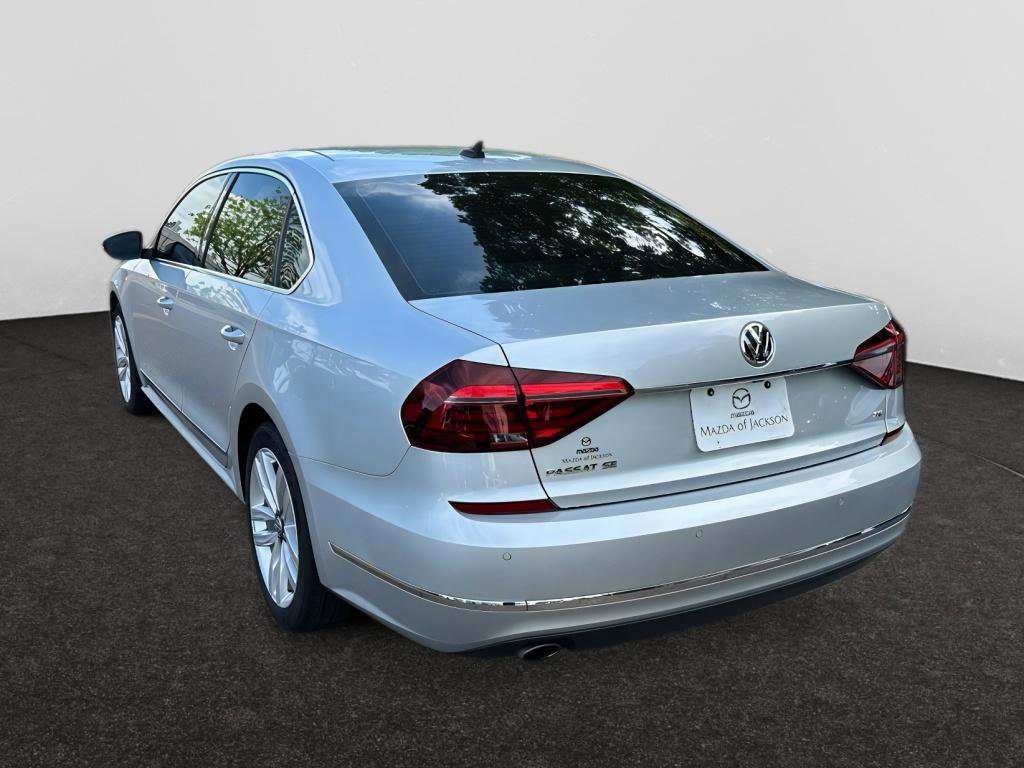 Used 2017 Volkswagen Passat 1.8T SE FWD image 3
