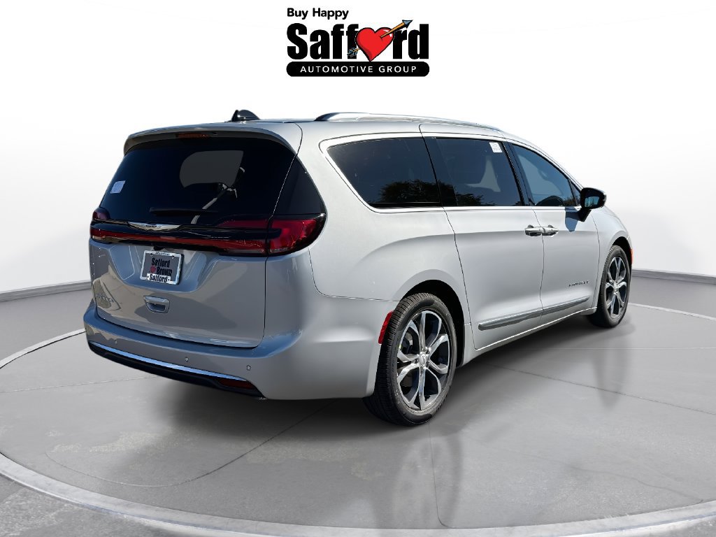 New 2026 Chrysler Pacifica Pinnacle FWD image 8
