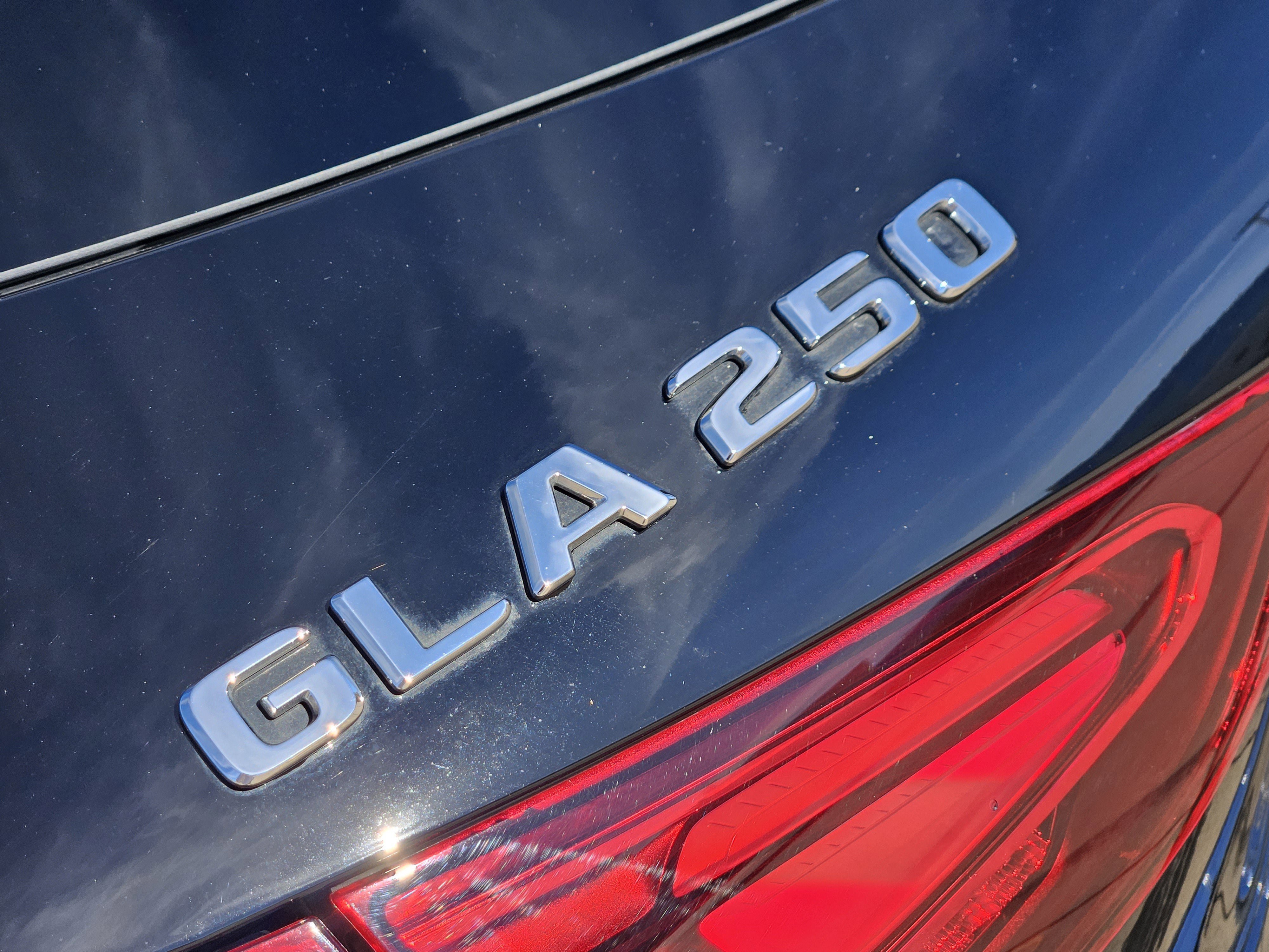 Certified 2024 Mercedes-Benz GLA 250 4MATIC image 8