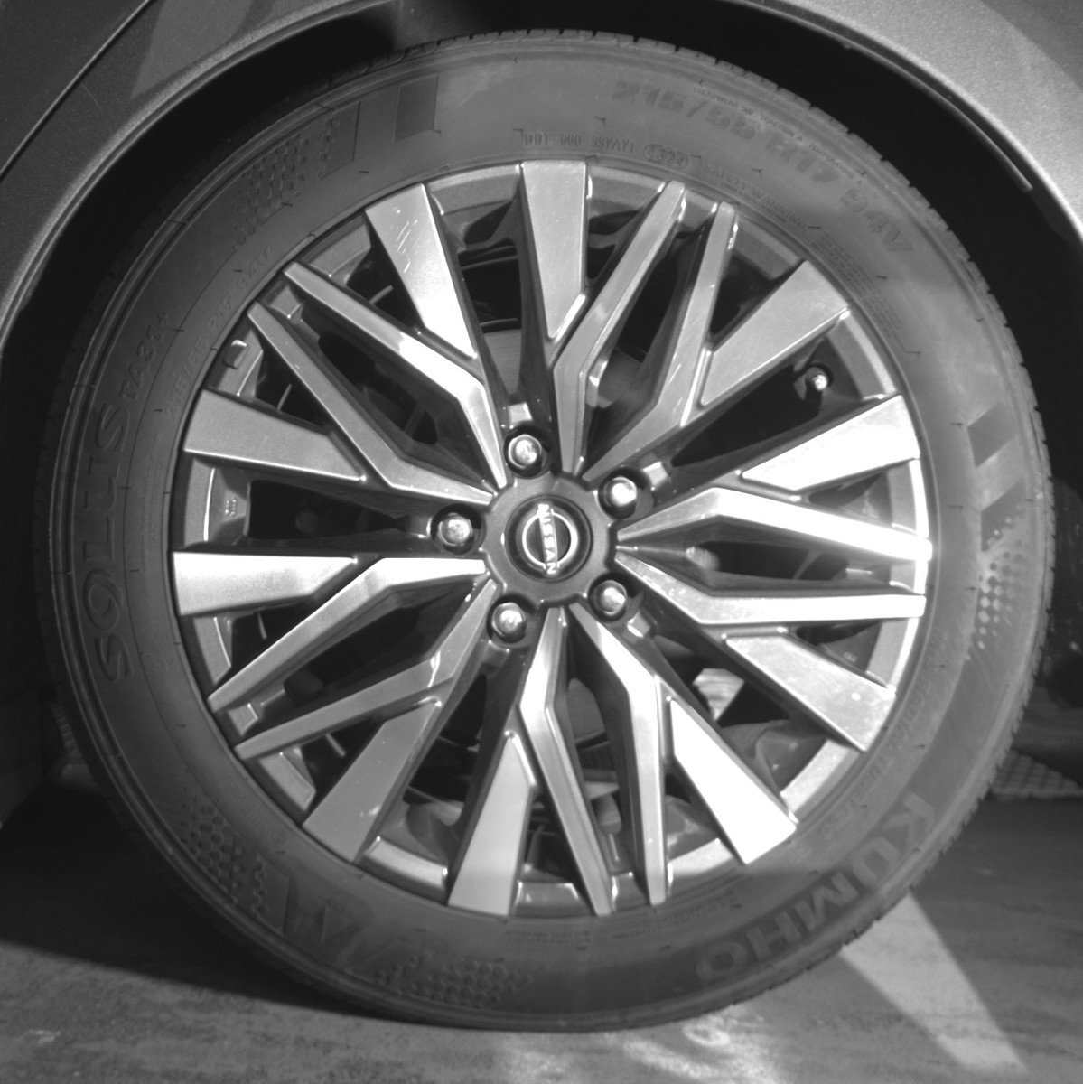 Used 2025 Nissan Altima 2.5 SV image 14