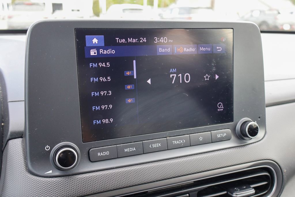 Used 2023 Hyundai Kona SEL image 5