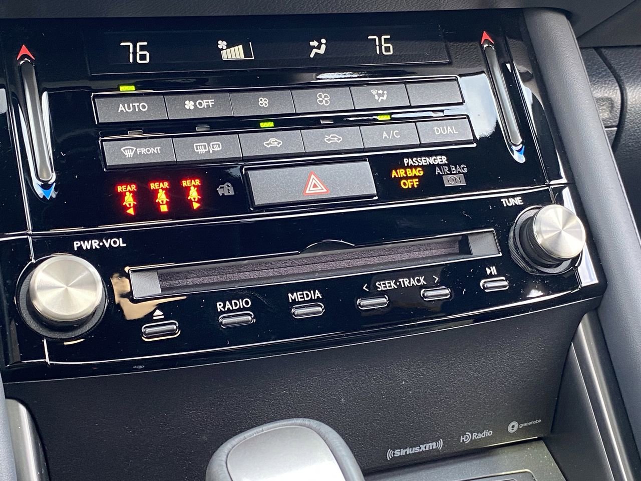 Used 2024 Lexus IS 300 300 w/ Premium Package image 28