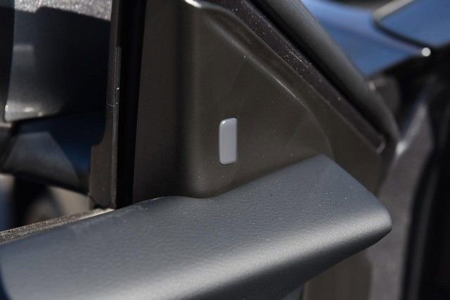 Certified 2025 Nissan Sentra S image 10