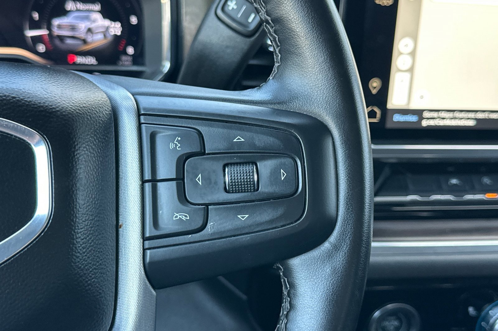 Used 2024 GMC Sierra 1500 SLT image 36