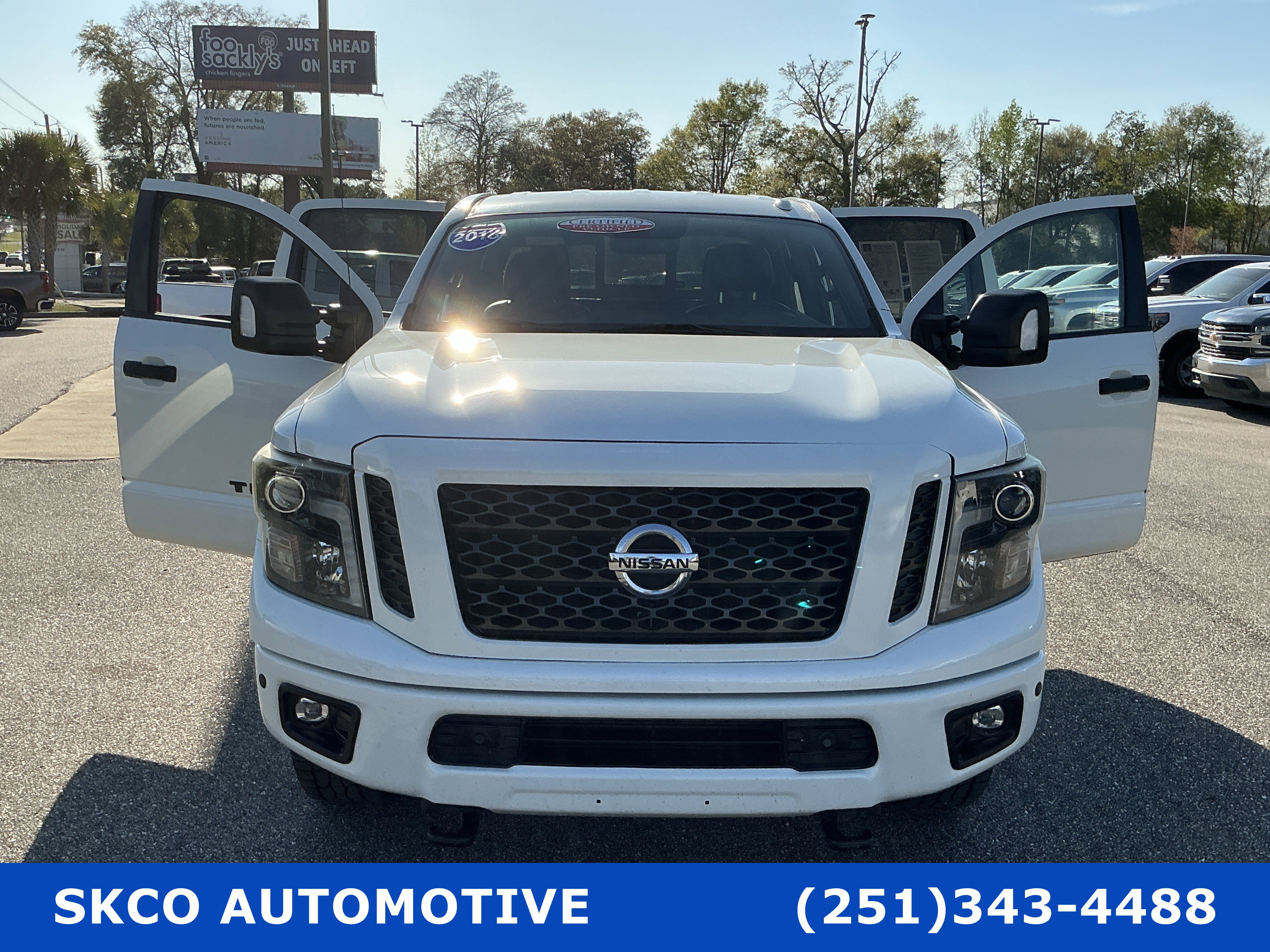 Used 2018 Nissan Titan SL w/ Midnight Edition image 34