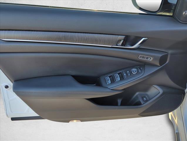 Used 2022 Honda Accord EX-L image 7
