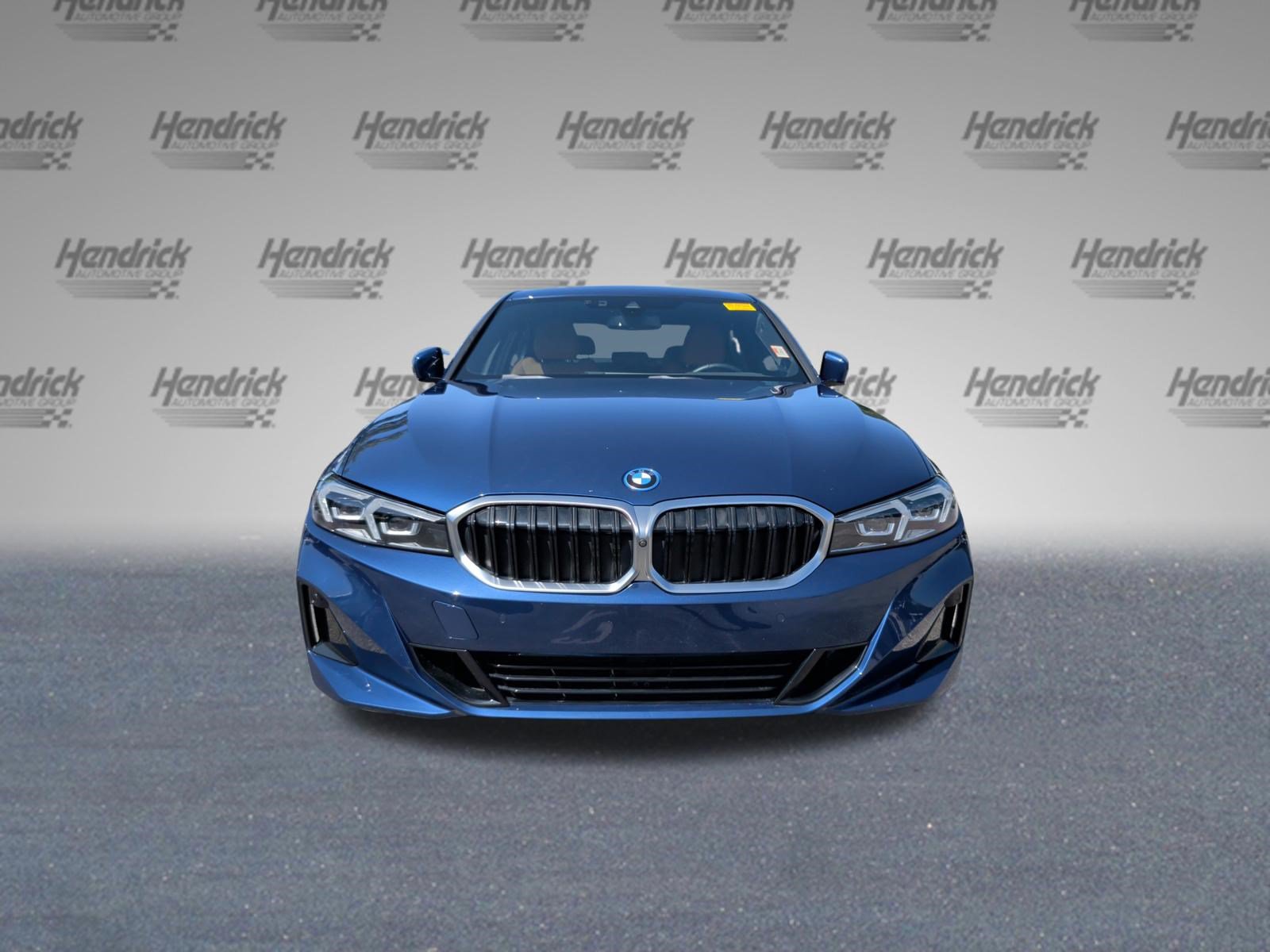 Used 2023 BMW 330e w/ Premium Package RWD image 5