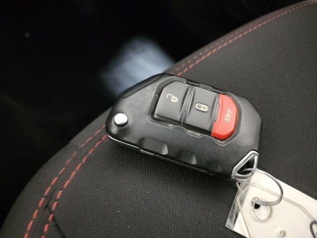 Used 2023 Jeep Wrangler Unlimited Rubicon image 33