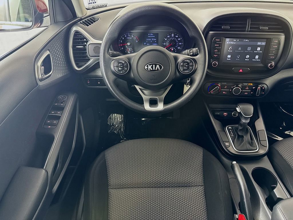 Used 2020 Kia Soul LX image 25