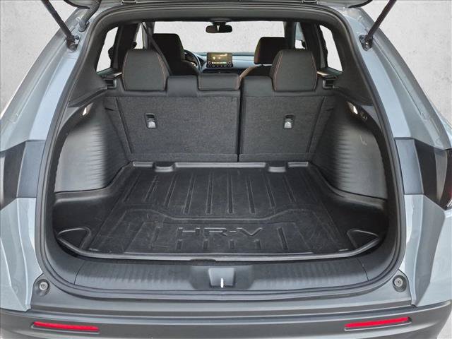 Used 2025 Honda HR-V Sport image 6