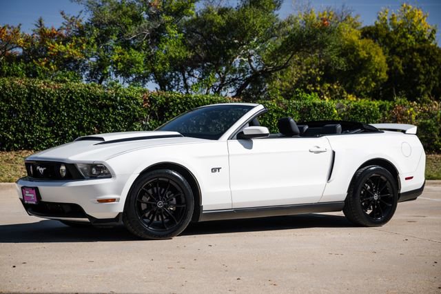 Used 2010 Ford Mustang GT Premium image 34