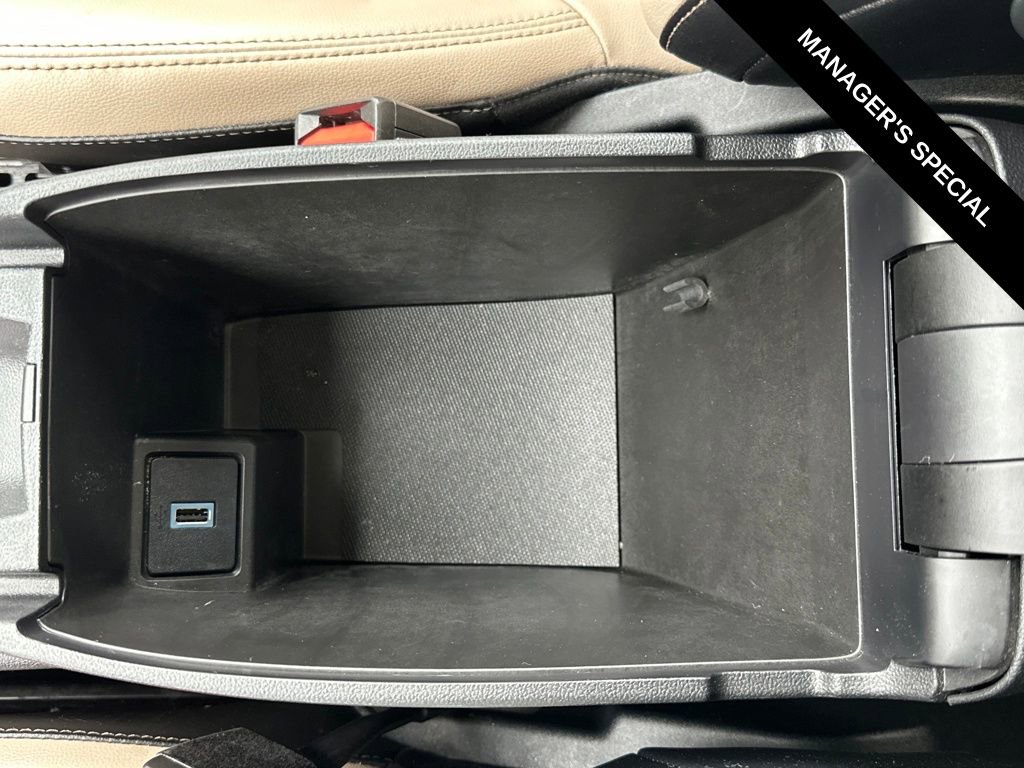 Used 2020 Ford Escape SEL image 28