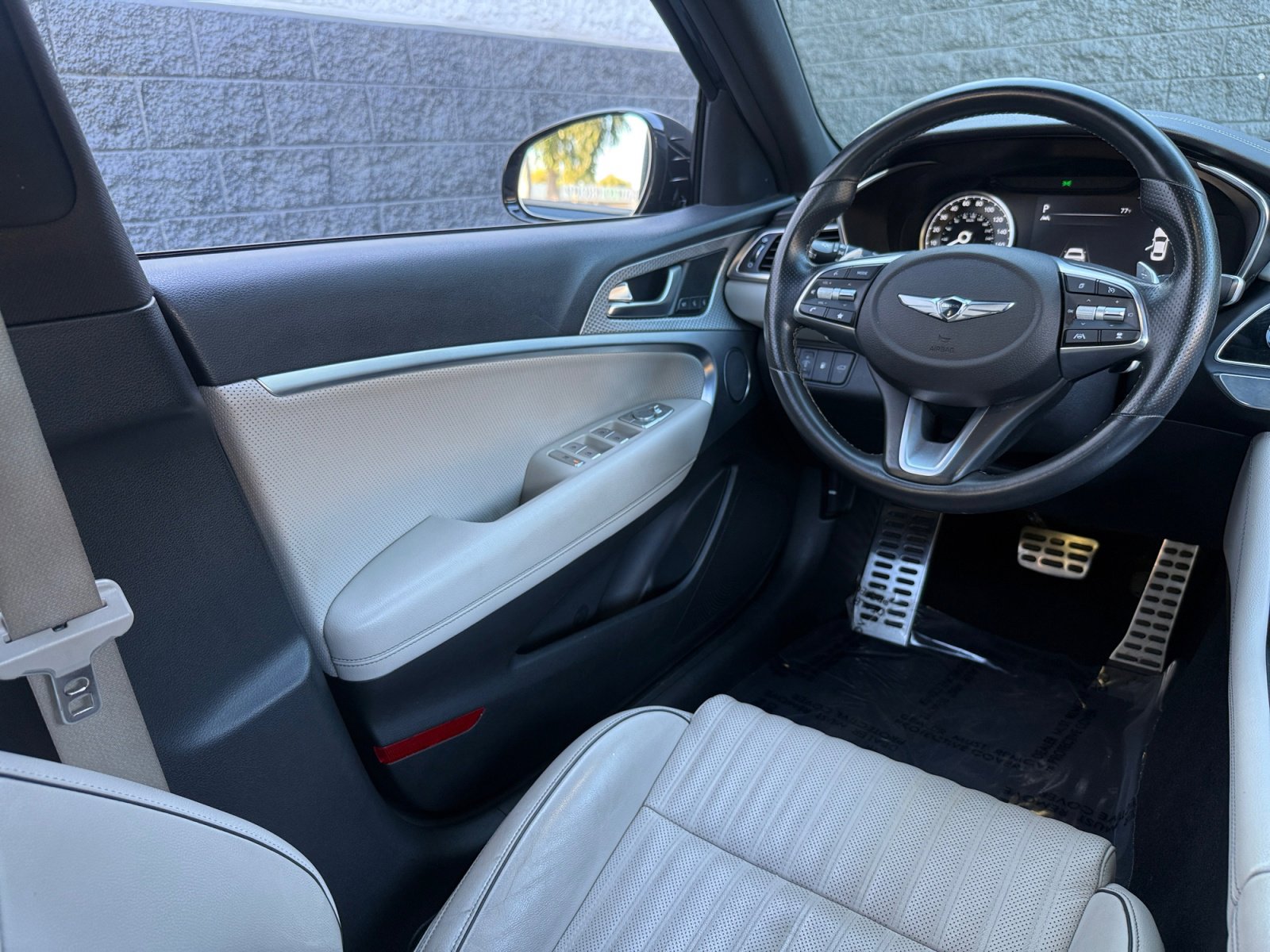 Used 2023 Genesis G70 2.0T w/ Sport Prestige Package image 16