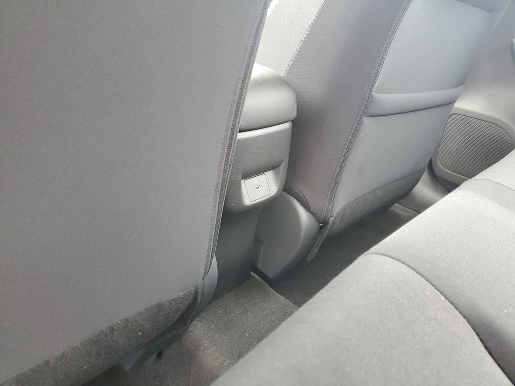 New 2025 Nissan Versa SV w/ Trunk Package FWD image 12