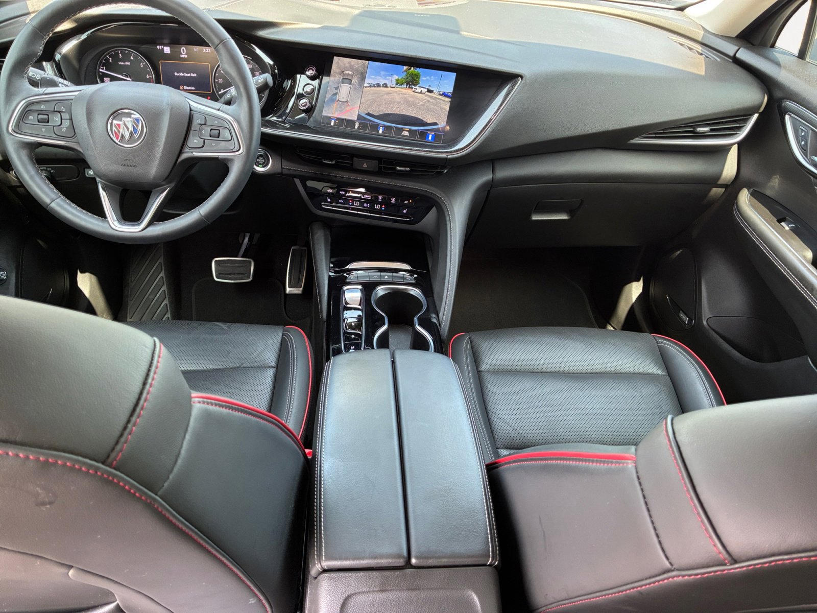 Used 2022 Buick Envision Essence w/ Technology Package I FWD image 3