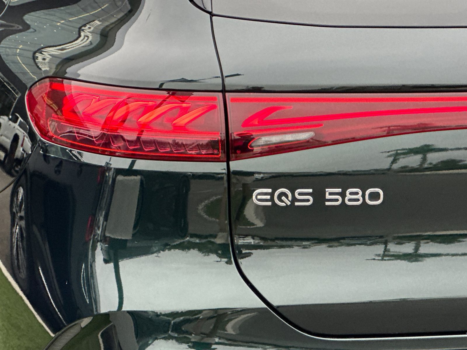 Certified 2023 Mercedes-Benz EQS 580 4MATIC SUV image 35