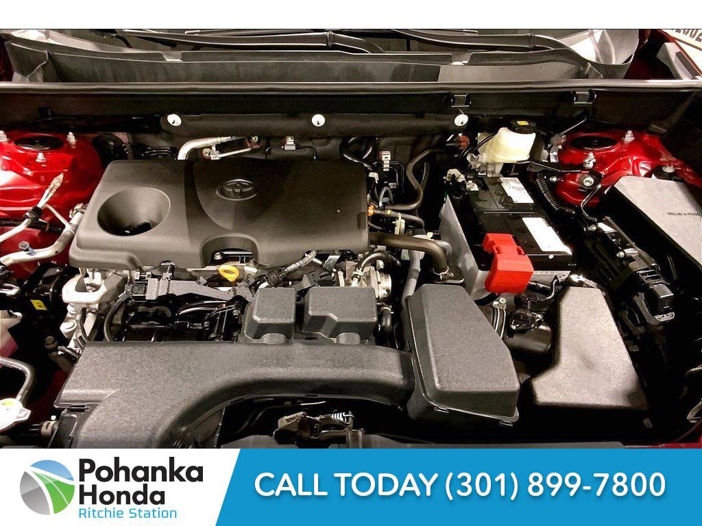 Used 2025 Toyota RAV4 XLE image 9