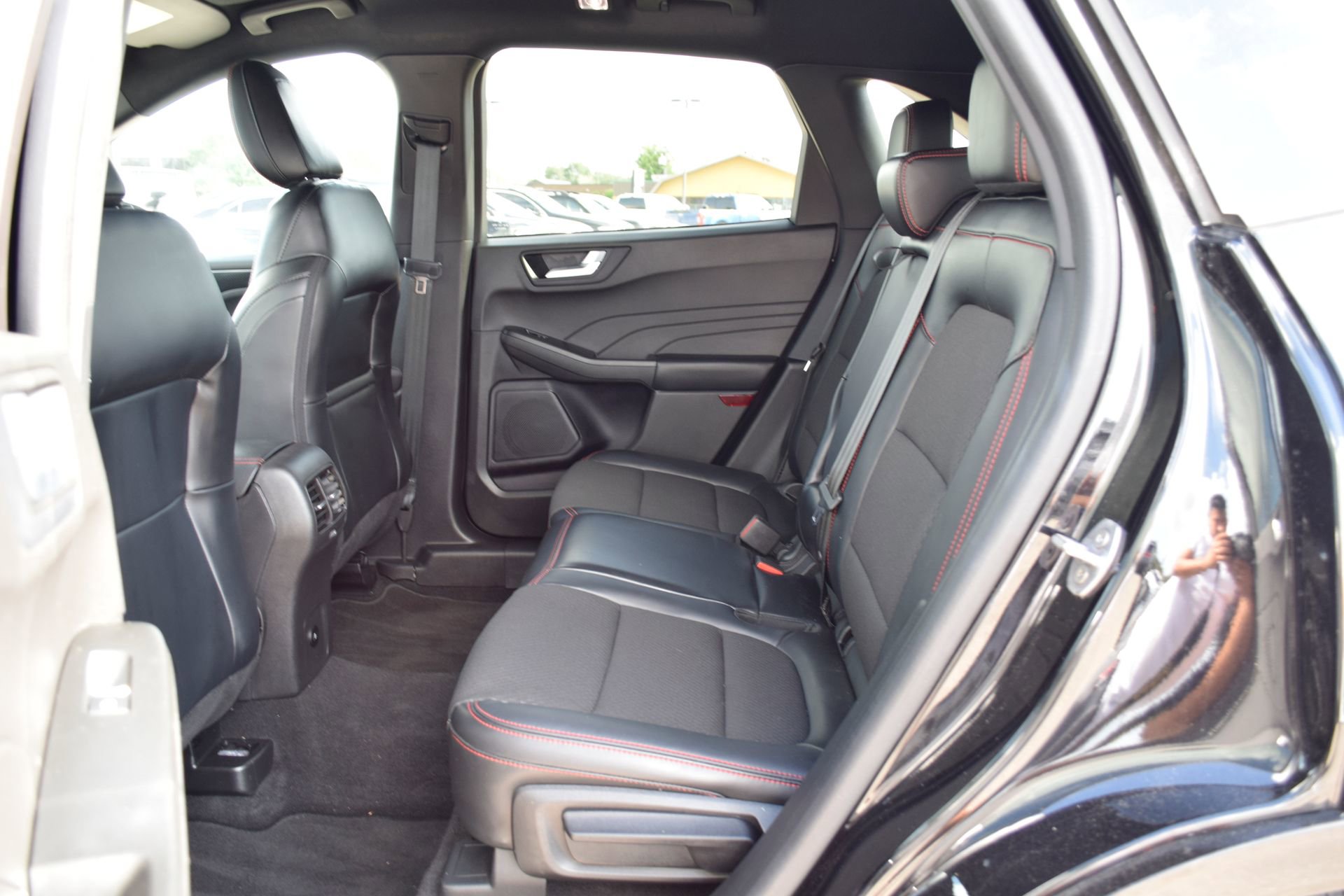 Certified 2024 Ford Escape ST-Line w/ Tech Pack #1 FWD image 20