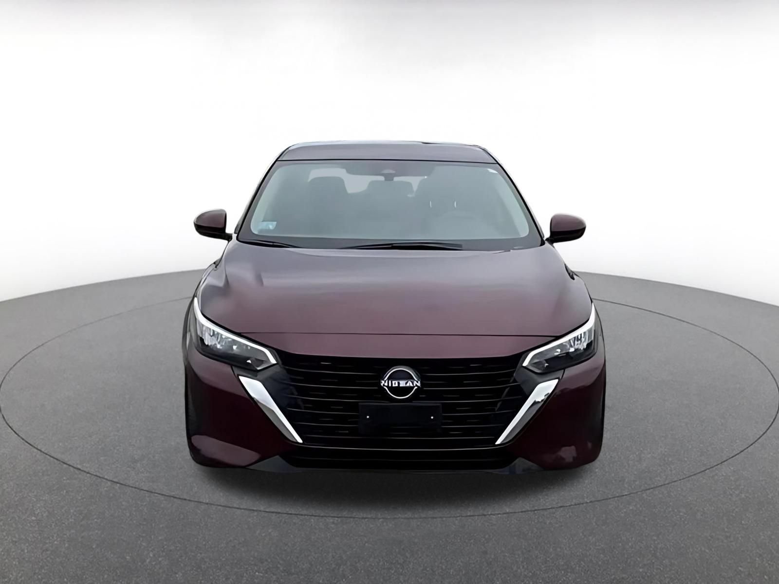 Used 2025 Nissan Sentra SV FWD image 4