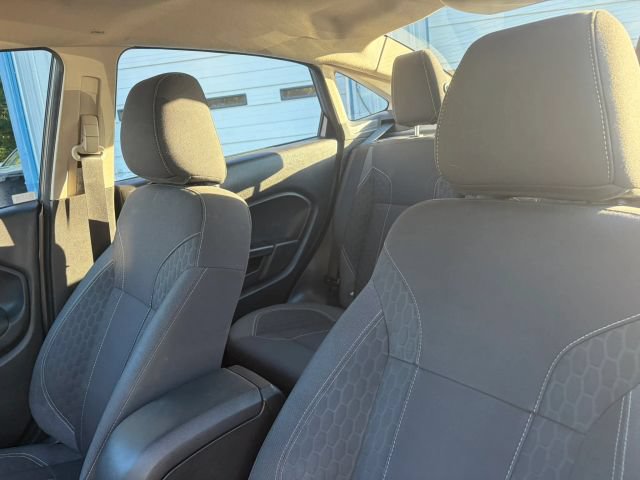 Used 2014 Ford Fiesta SE w/ Equipment Group 201A FWD image 13