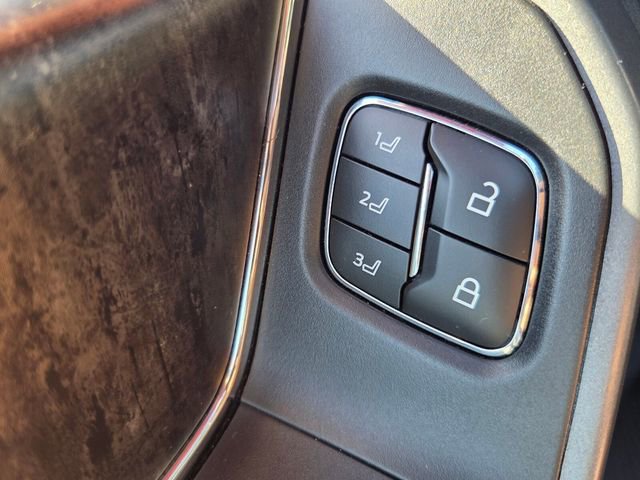 Used 2024 Ford F250 Lariat w/ Sport Appearance Package AWD/4WD image 36