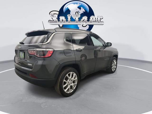 Used 2024 Jeep Compass Latitude image 11