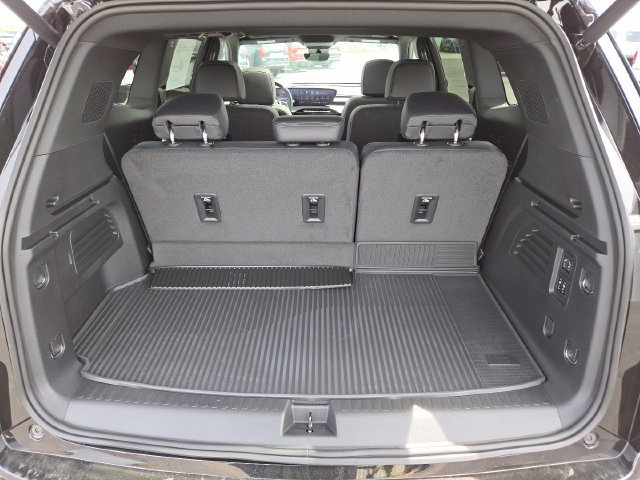 New 2026 Buick Enclave Avenir w/ Super Cruise Package FWD image 28