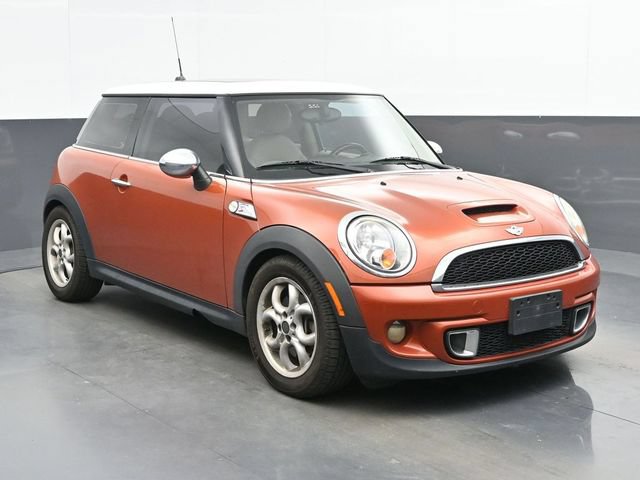 Used 2011 MINI Cooper S FWD image 2