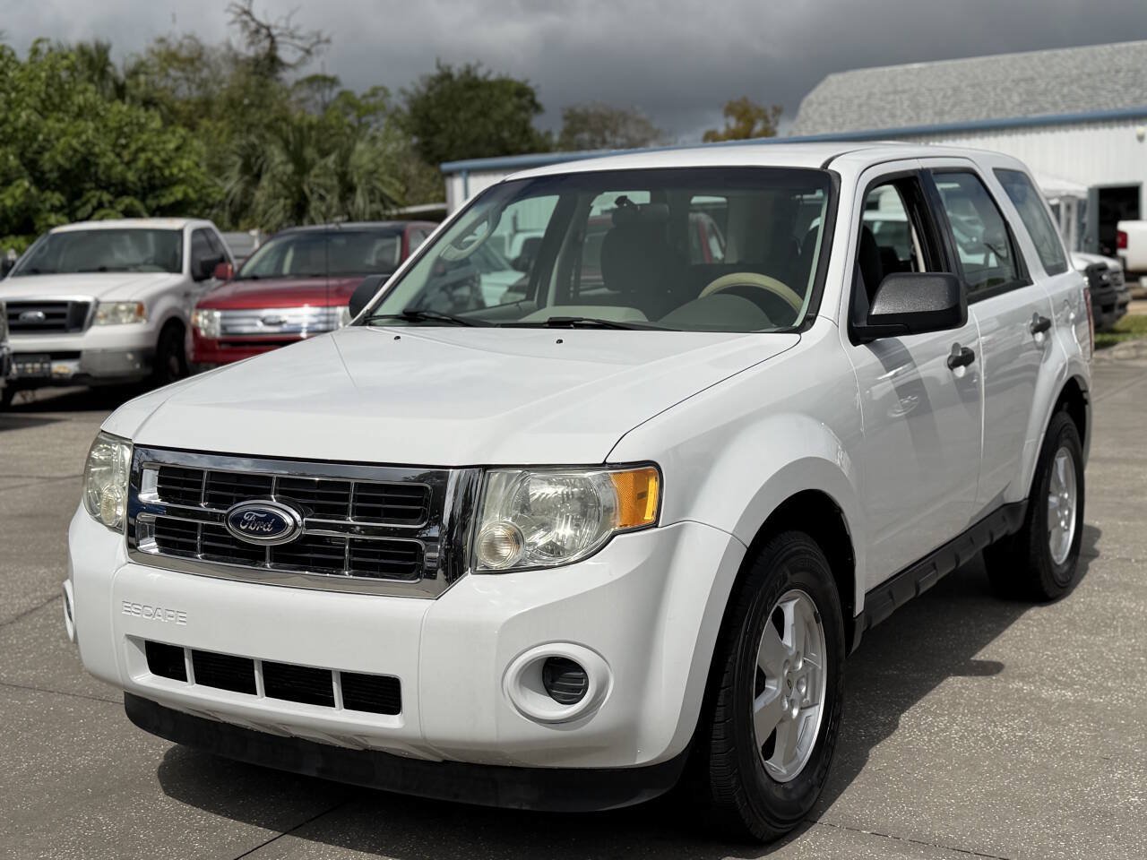 Used 2012 Ford Escape XLS FWD image 4