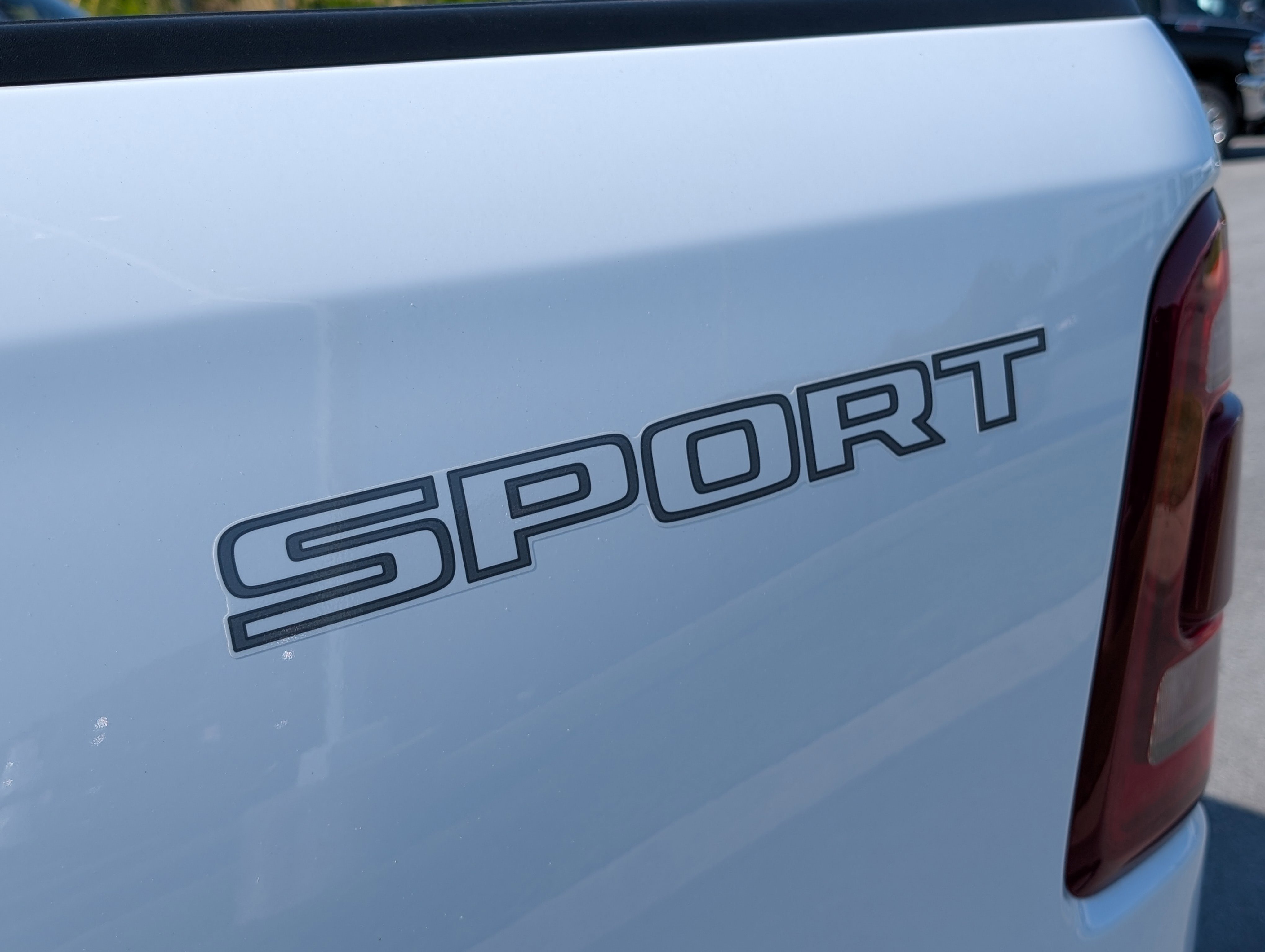 Used 2022 RAM 1500 Laramie w/ Sport Appearance Package image 10