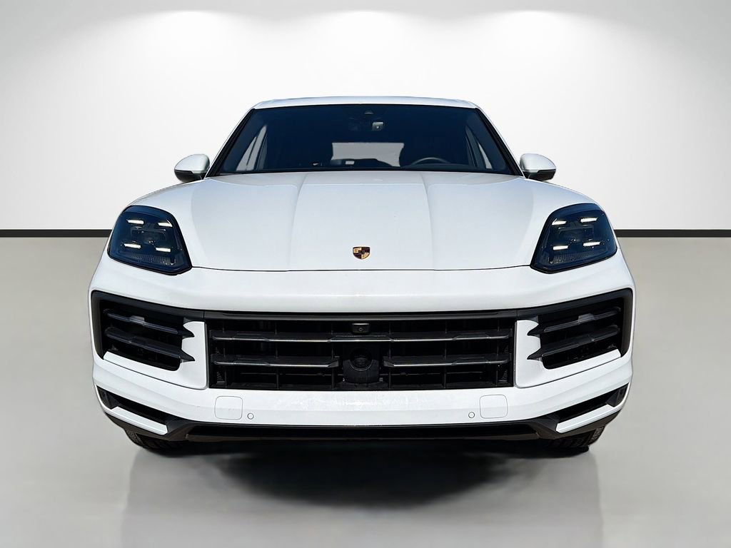 Used 2025 Porsche Cayenne AWD/4WD image 8